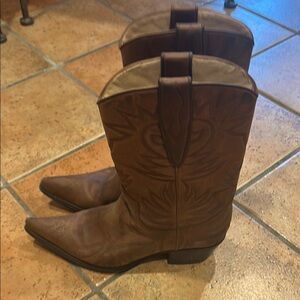 Guess Brown Western Cowboy Boots